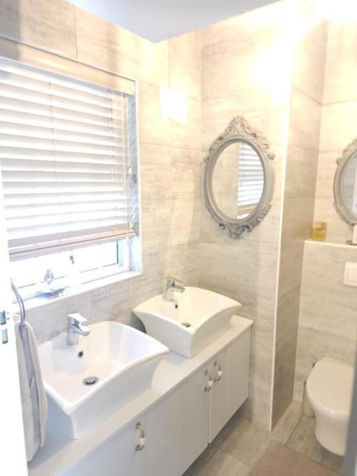 Cape Town, Sea Point, Beautiful 2 Bedroom Apartment @Tucked Away 外观 照片